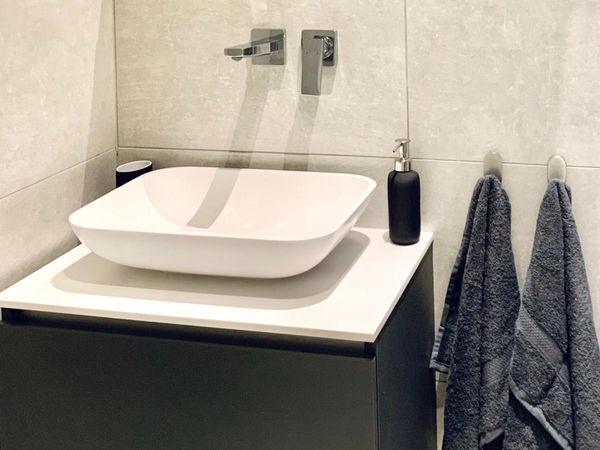 Quiet Studio In Riga City Centre - Self Check-In, Walkable To Major Attractions Экстерьер фото